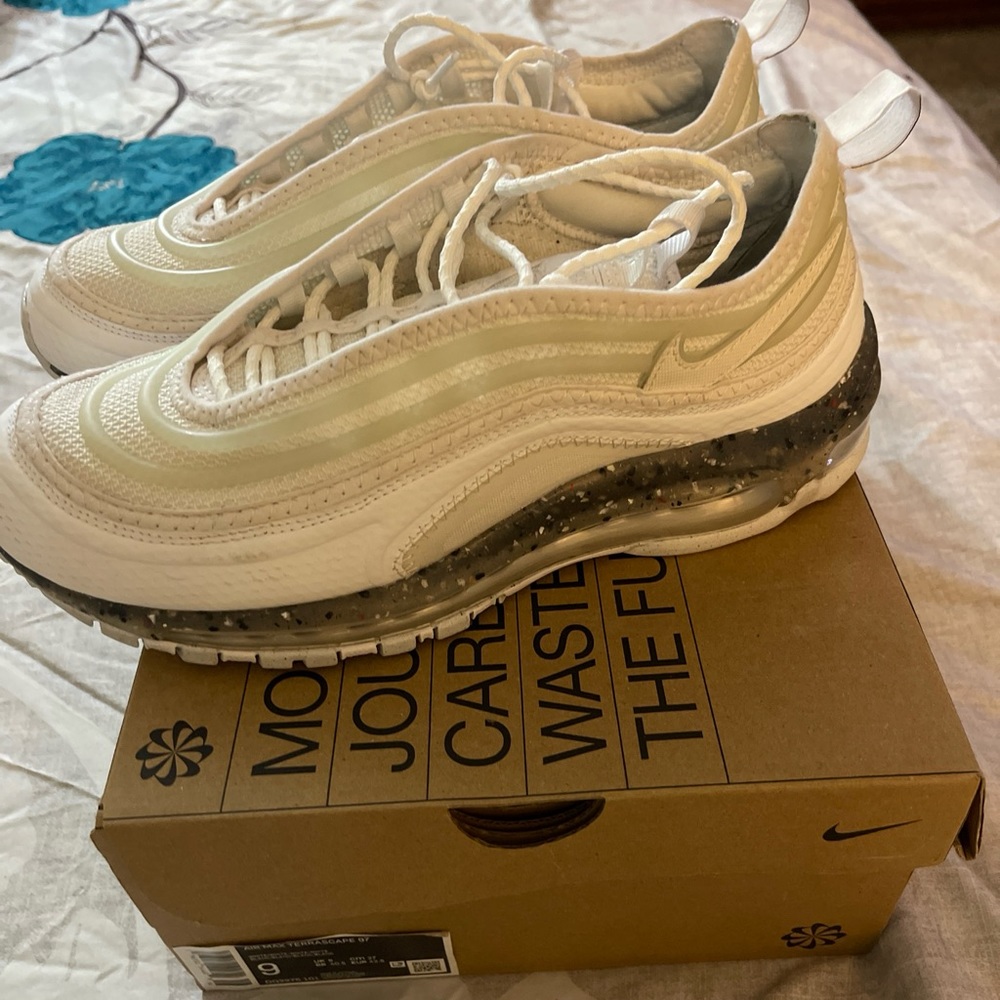 Nike Air Max Terrascape 97 Sneakers DQ3976-101 White Size 9 EUC - Picture 2 of 8